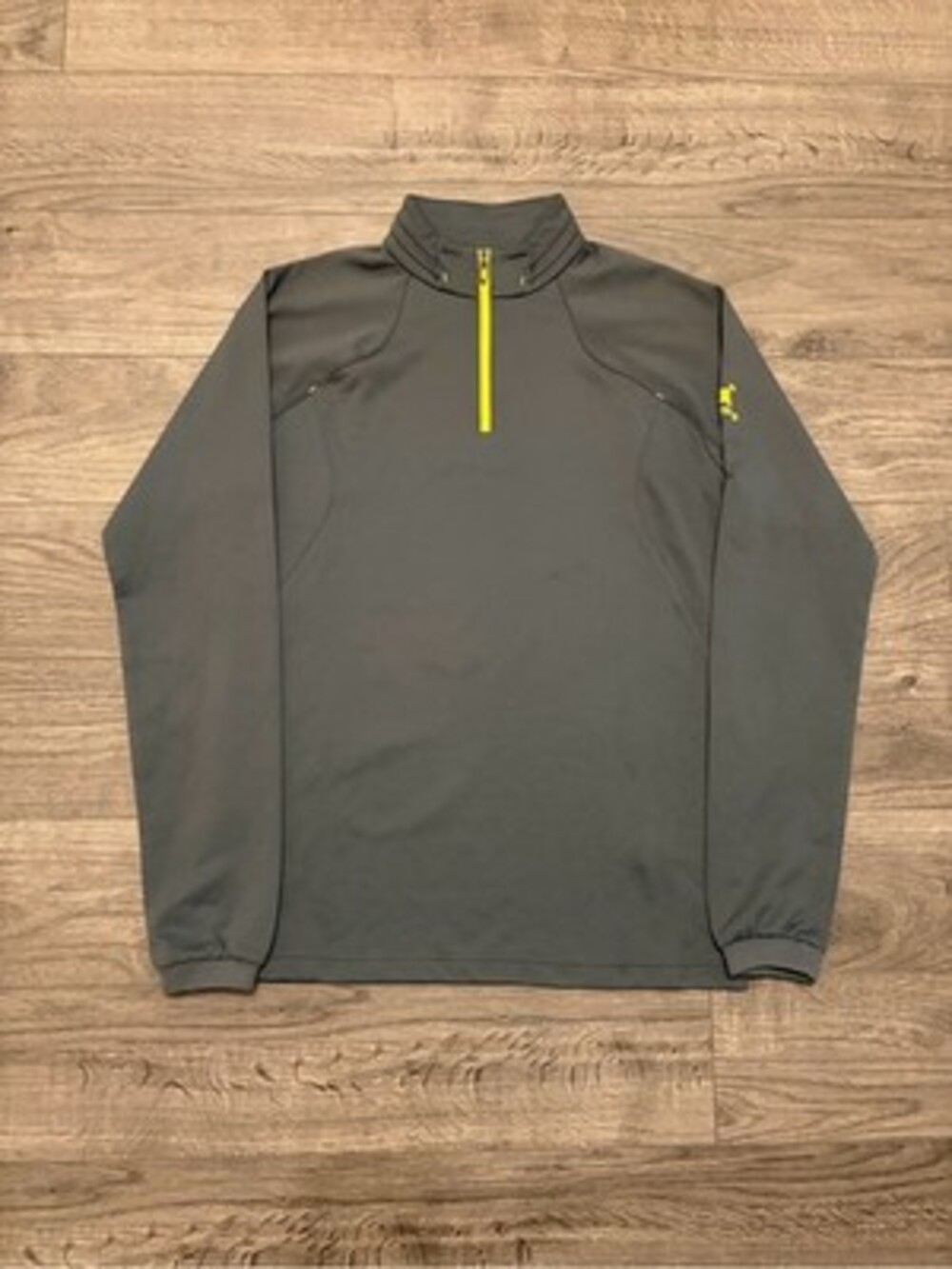 Oakley Men's Dark Gray Quarter-Zip Performance Jacket with skull